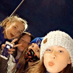 Meet your Posher, Allie